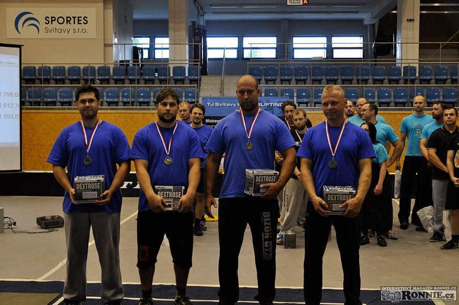 Mistrovstv� Moravy v silov�m trojboji dru�stev 2014