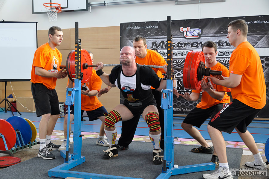Mistrovstv� �R v silov�m trojboji dru�stev 2014