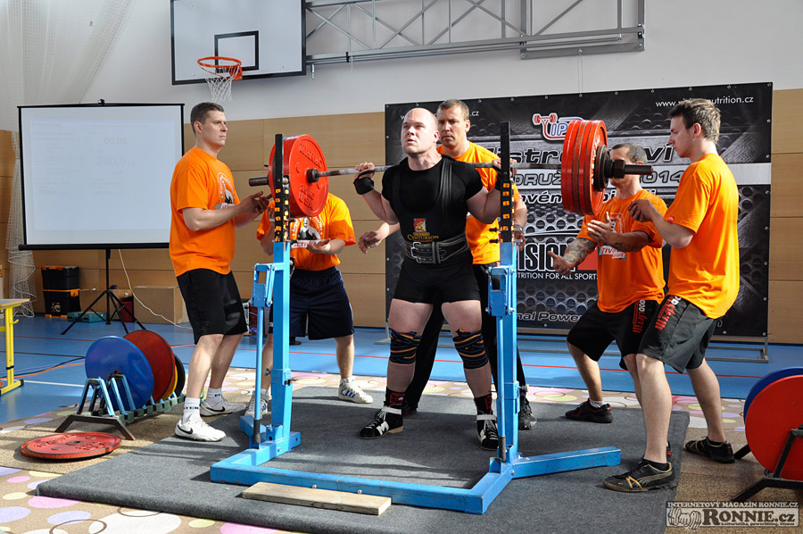 Mistrovstv� �R v silov�m trojboji dru�stev 2014
