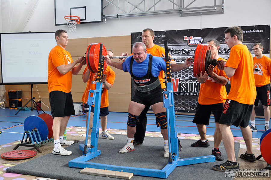 Mistrovstv� �R v silov�m trojboji dru�stev 2014