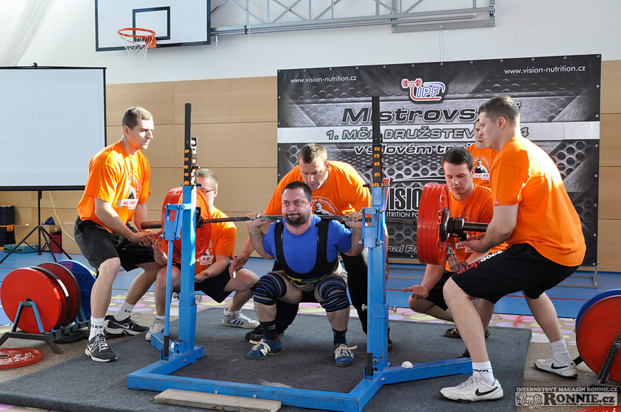 Mistrovstv� �R v silov�m trojboji dru�stev 2014