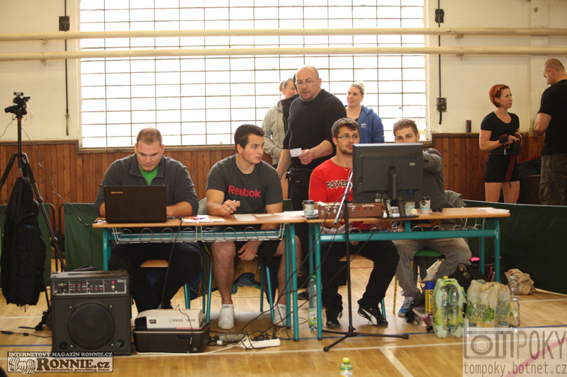 Mistrovstv� z�padn�ch �ech v klasick�m (RAW) silov�m trojboji 2014
