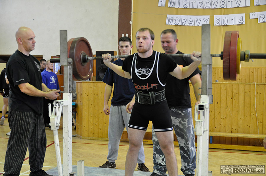Mistrovstv� ji�n� Moravy v klasick�m (RAW) silov�m trojboji 2014