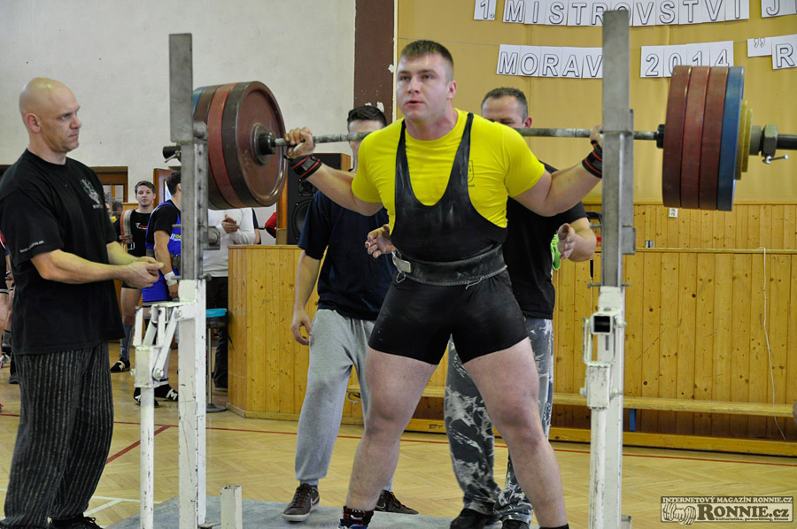 Mistrovstv� ji�n� Moravy v klasick�m (RAW) silov�m trojboji 2014