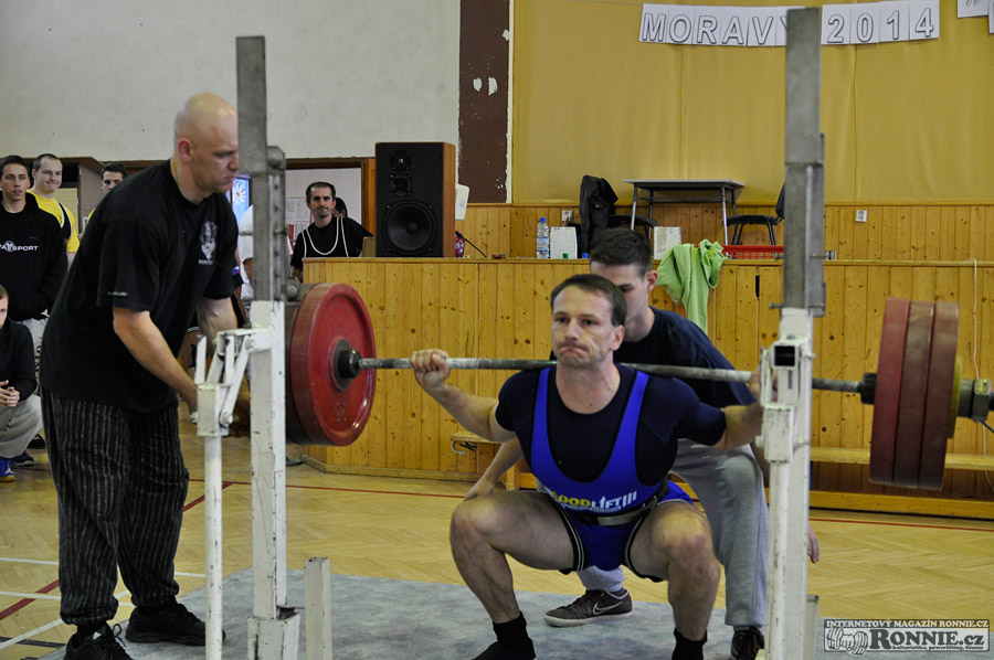 Mistrovstv� ji�n� Moravy v klasick�m (RAW) silov�m trojboji 2014