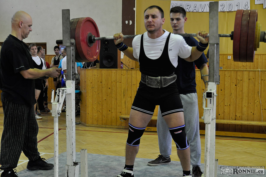 Mistrovstv� ji�n� Moravy v klasick�m (RAW) silov�m trojboji 2014