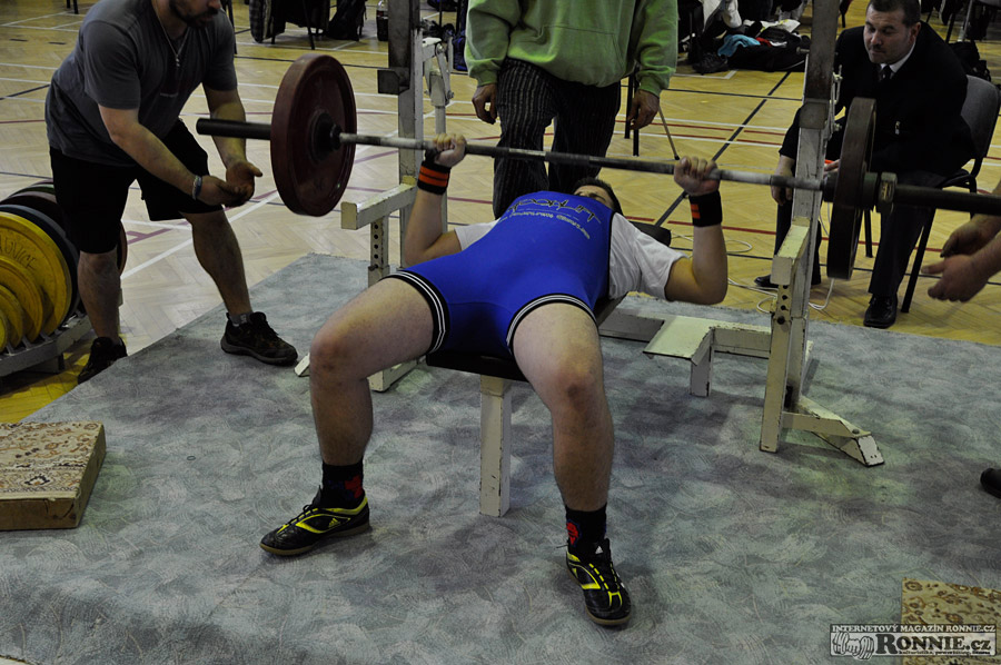 Mistrovstv� ji�n� Moravy v klasick�m (RAW) silov�m trojboji 2014