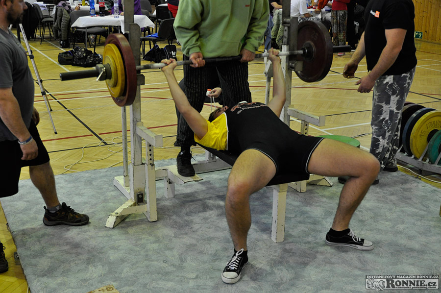 Mistrovstv� ji�n� Moravy v klasick�m (RAW) silov�m trojboji 2014