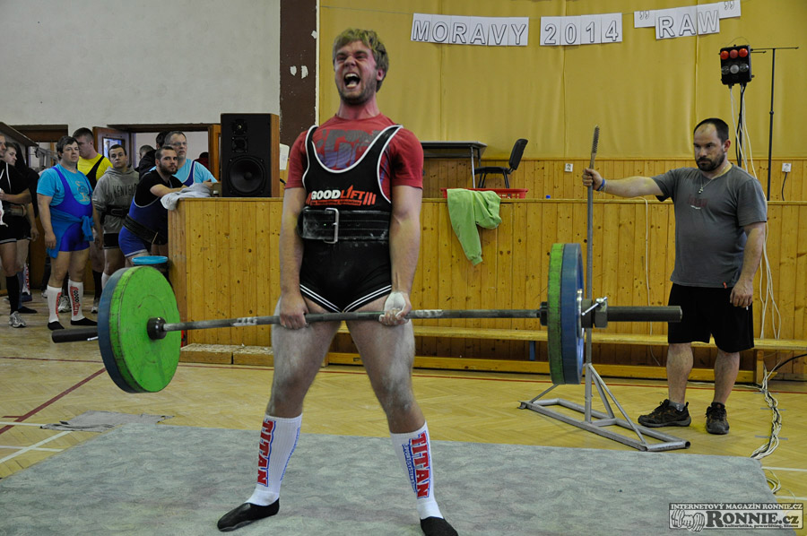 Mistrovstv� ji�n� Moravy v klasick�m (RAW) silov�m trojboji 2014