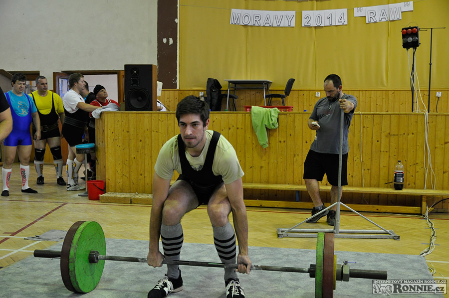Mistrovstv� ji�n� Moravy v klasick�m (RAW) silov�m trojboji 2014