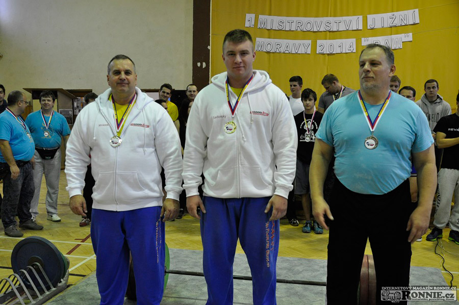 Mistrovstv� ji�n� Moravy v klasick�m (RAW) silov�m trojboji 2014