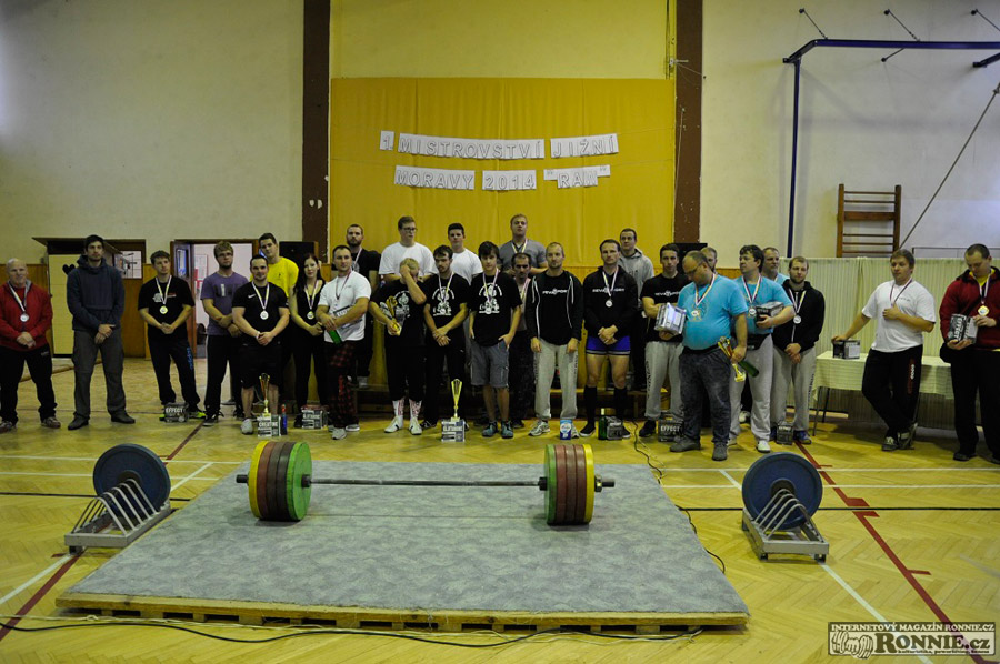 Mistrovstv� ji�n� Moravy v klasick�m (RAW) silov�m trojboji 2014