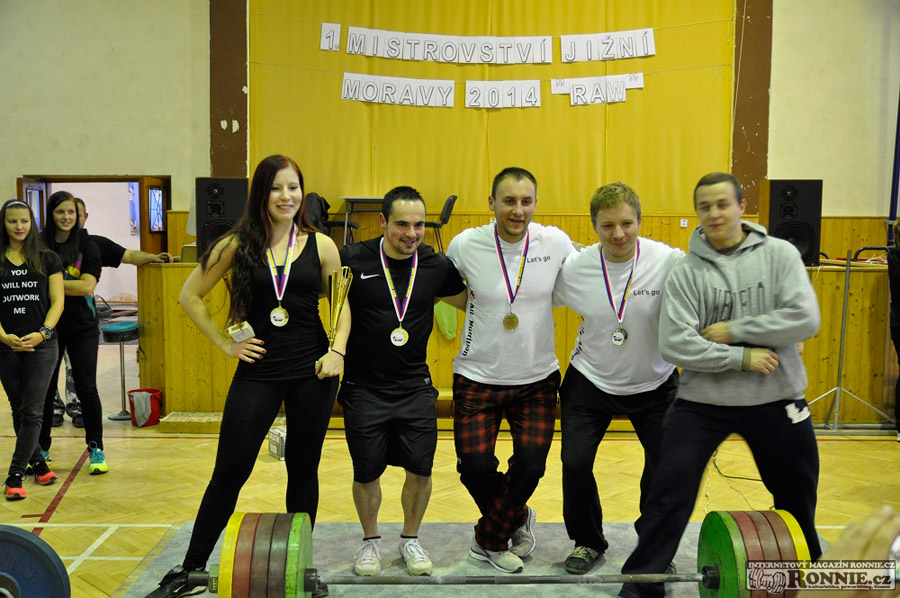 Mistrovstv� ji�n� Moravy v klasick�m (RAW) silov�m trojboji 2014