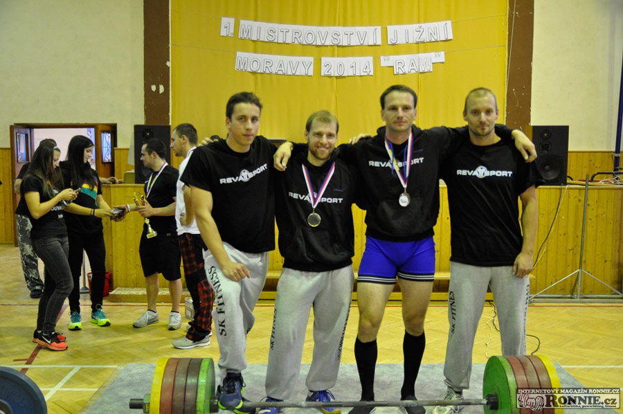 Mistrovstv� ji�n� Moravy v klasick�m (RAW) silov�m trojboji 2014