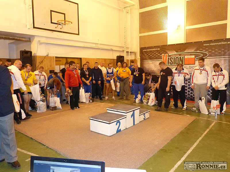 Mistrovstv� v�chodn�ch a severn�ch �ech v silov�m trojboji 2014