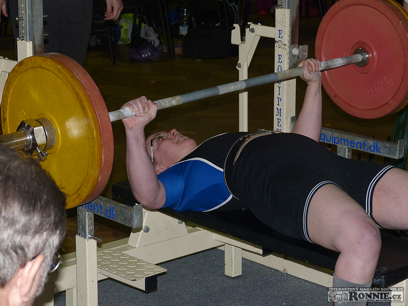 Mistrovstv� �ech v bench-pressu mu�� a �en 2014