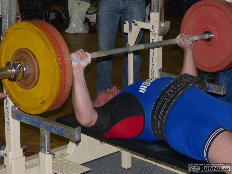 Mistrovstv� �ech v bench-pressu mu�� a �en 2014