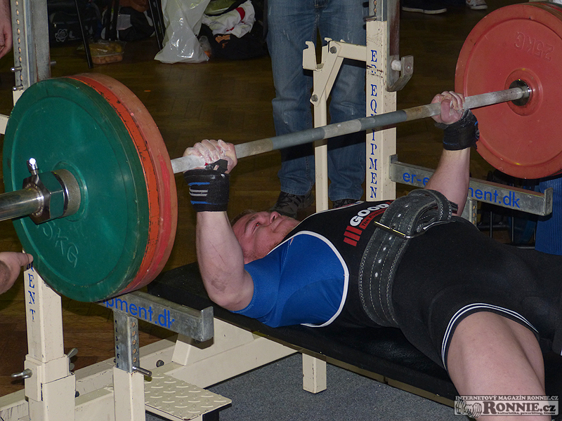 Mistrovstv� �ech v bench-pressu mu�� a �en 2014