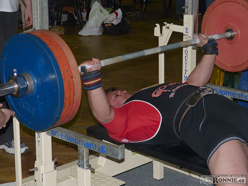 Mistrovstv� �ech v bench-pressu mu�� a �en 2014