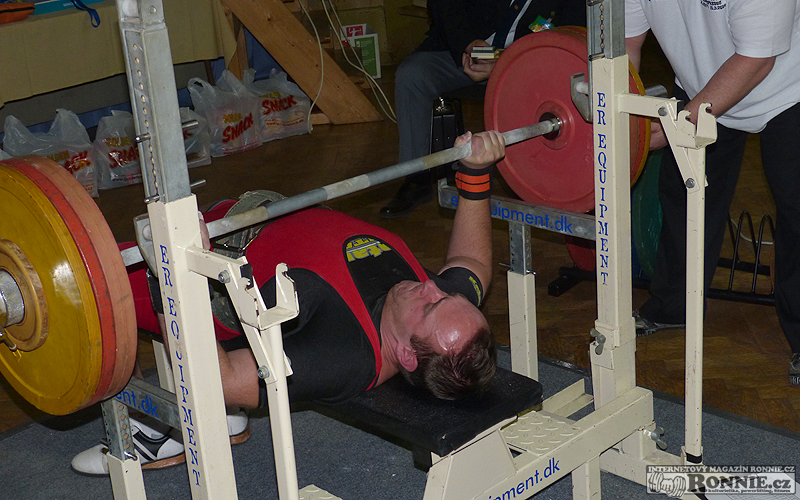 Mistrovstv� �ech v bench-pressu mu�� a �en 2014