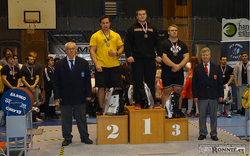 Mistrovstv� �R junior� a dorostu v klasick�m silov�m trojboji - 2015