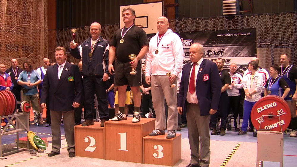 Mistrovstv� �R v klasick�m (RAW) silov�m trojboji masters 2015