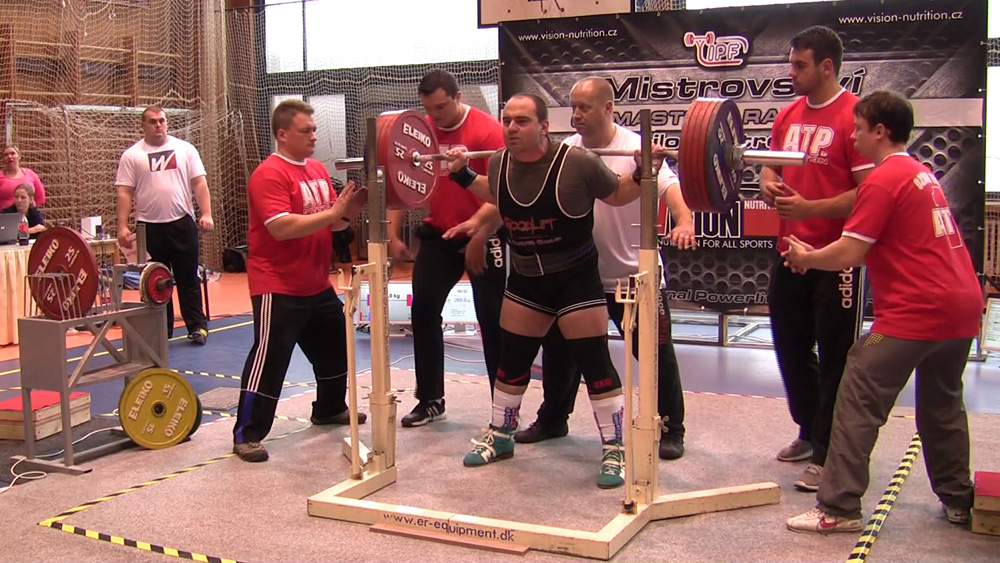 Mistrovstv� �R v klasick�m (RAW) silov�m trojboji masters 2015