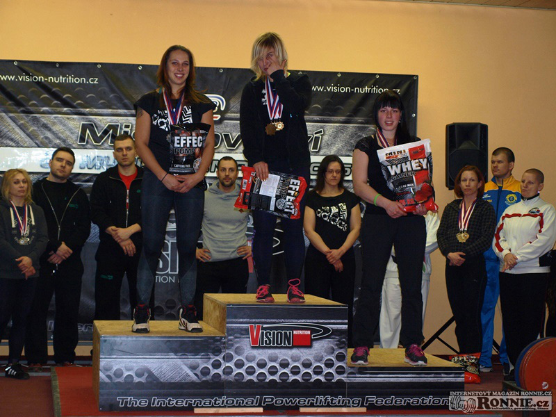 Mistrovstv� �R v klasick�m (RAW) silov�m trojboji mu�� a �en 2015