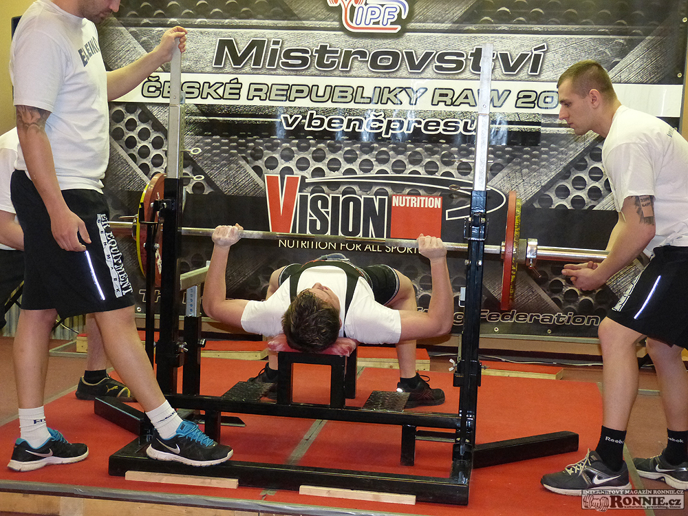 Mistrovstv� �R v klasick�m bench-pressu mu��, �en, dorostu a junior� 2015