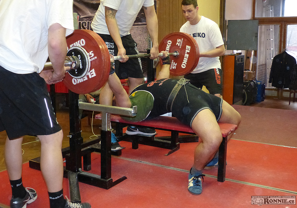 Mistrovstv� �R v klasick�m bench-pressu mu��, �en, dorostu a junior� 2015