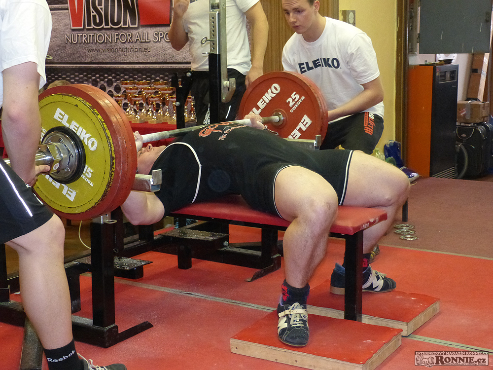 Mistrovstv� �R v klasick�m bench-pressu mu��, �en, dorostu a junior� 2015