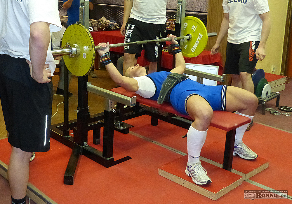 Mistrovstv� �R v klasick�m bench-pressu mu��, �en, dorostu a junior� 2015