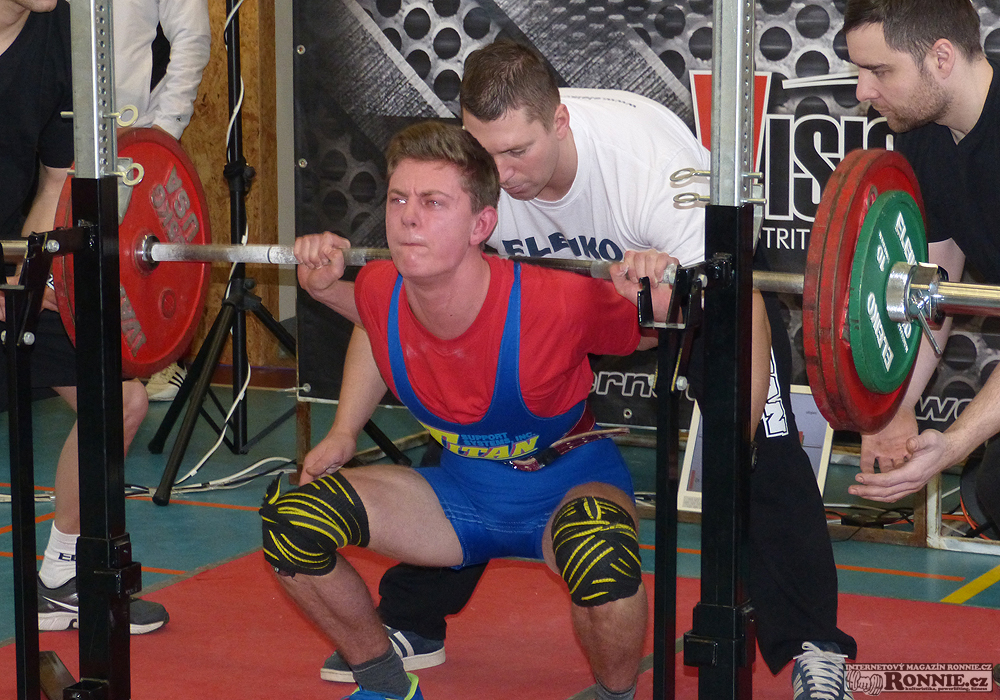 Mistrovstv� �R junior� a dorostu v silov�m trojboji 2015