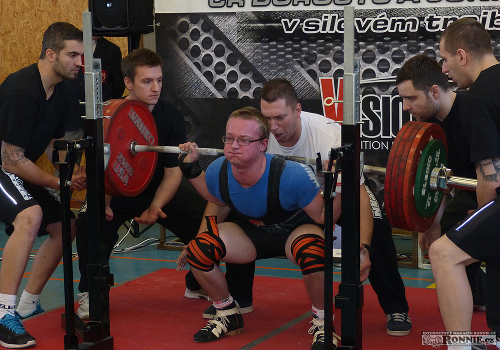Mistrovstv� �R junior� a dorostu v silov�m trojboji 2015