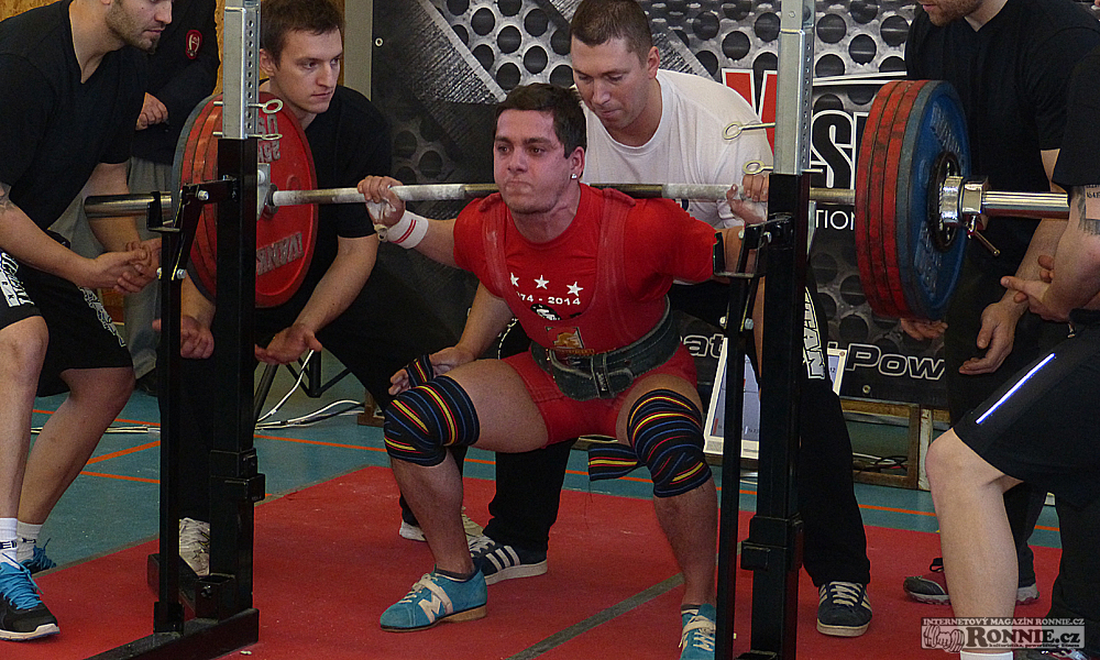 Mistrovstv� �R junior� a dorostu v silov�m trojboji 2015