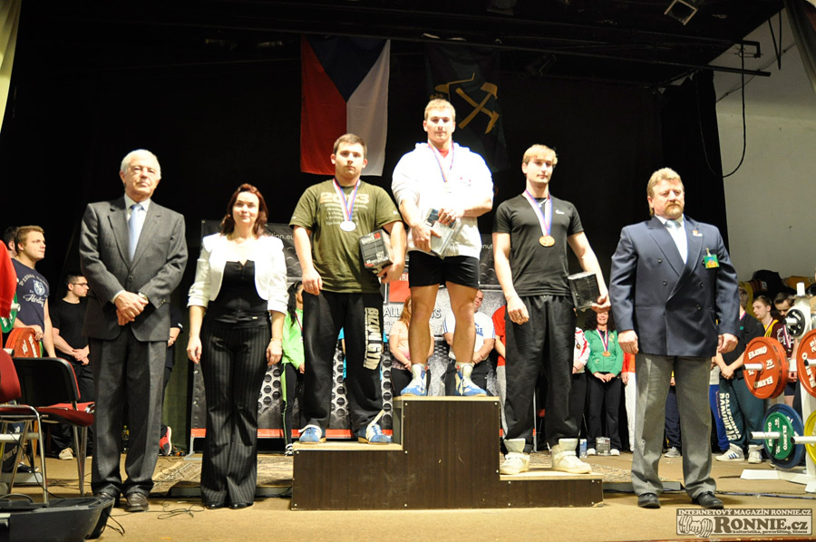 Mistrovstv� �R v bench-pressu masters, junior� a dorostu 2015