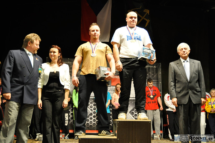 Mistrovstv� �R v bench-pressu masters, junior� a dorostu 2015