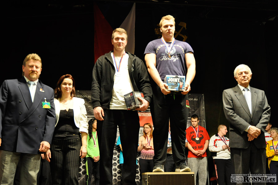 Mistrovstv� �R v bench-pressu masters, junior� a dorostu 2015