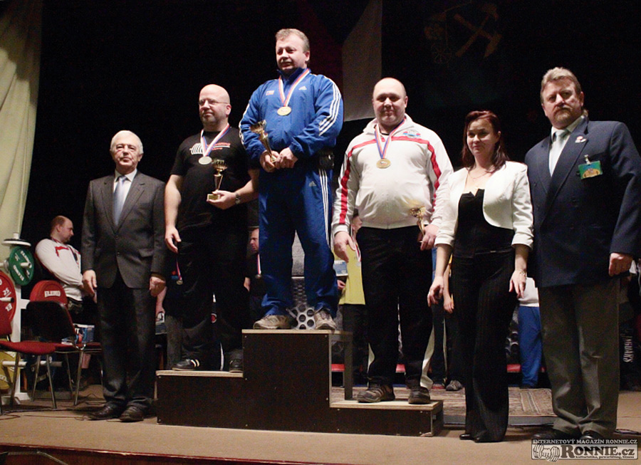 Mistrovstv� �R v bench-pressu masters, junior� a dorostu 2015