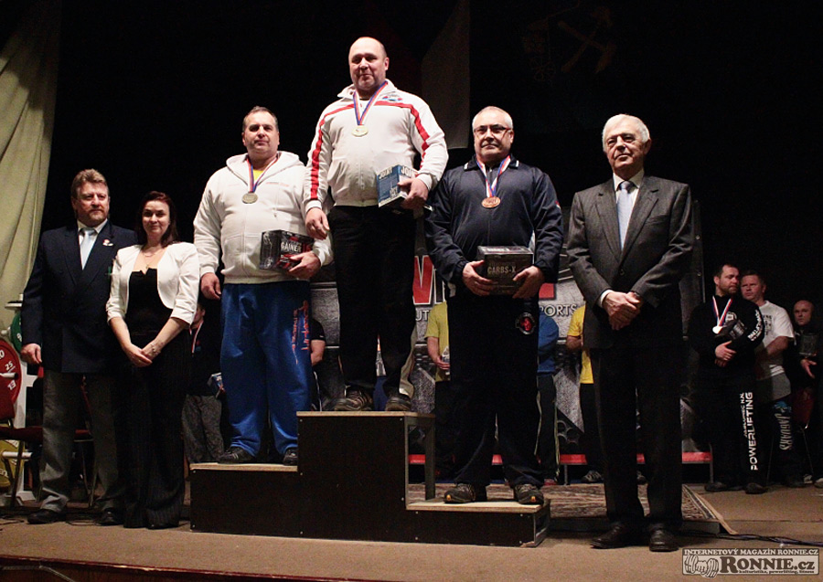 Mistrovstv� �R v bench-pressu masters, junior� a dorostu 2015
