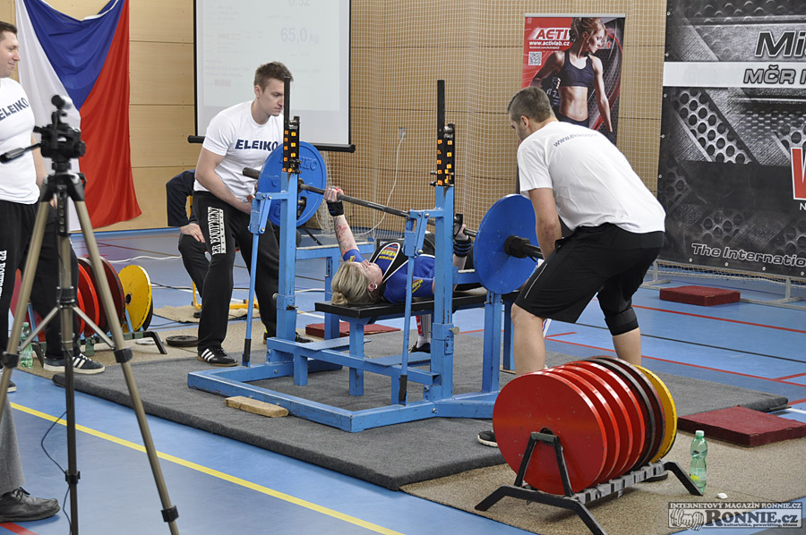 Mistrovstv� �R v bench-pressu mu�� a �en 2015