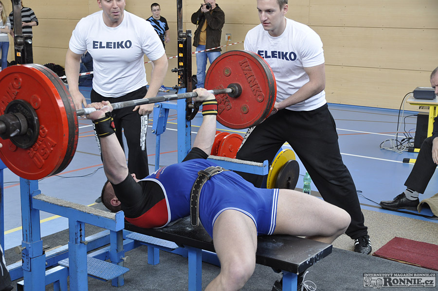 Mistrovstv� �R v bench-pressu mu�� a �en 2015