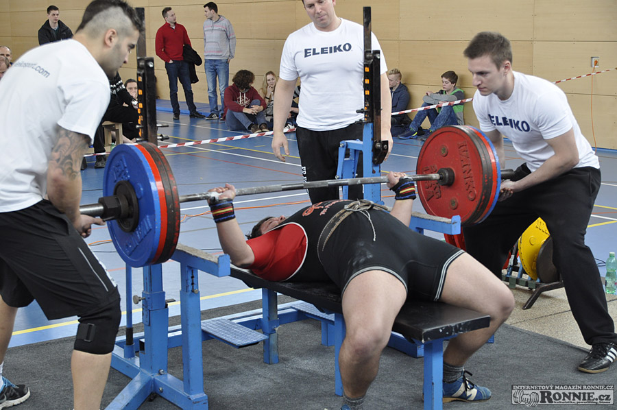 Mistrovstv� �R v bench-pressu mu�� a �en 2015