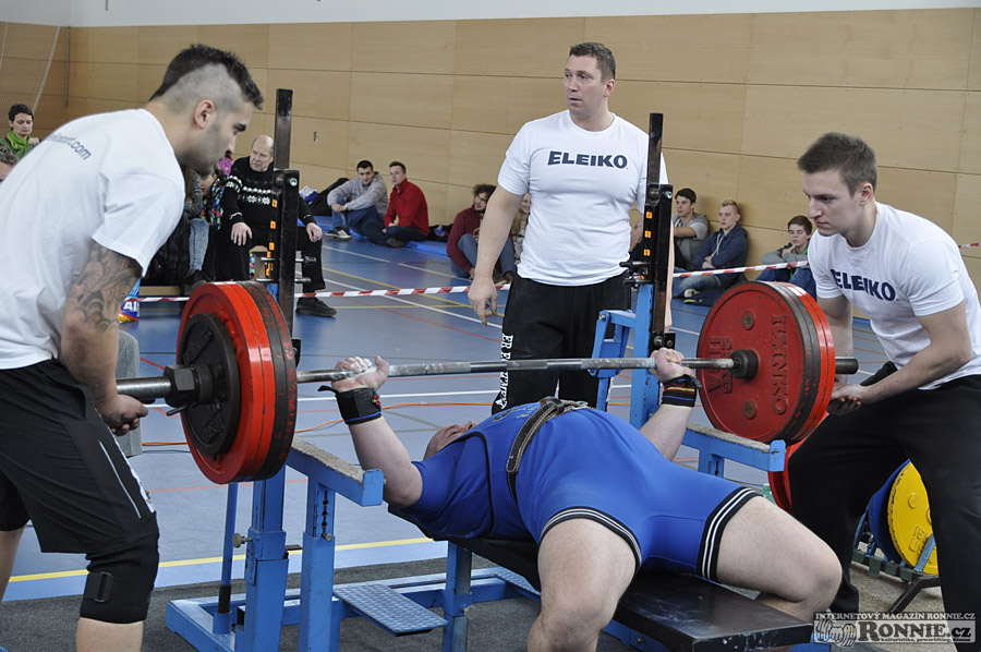 Mistrovstv� �R v bench-pressu mu�� a �en 2015