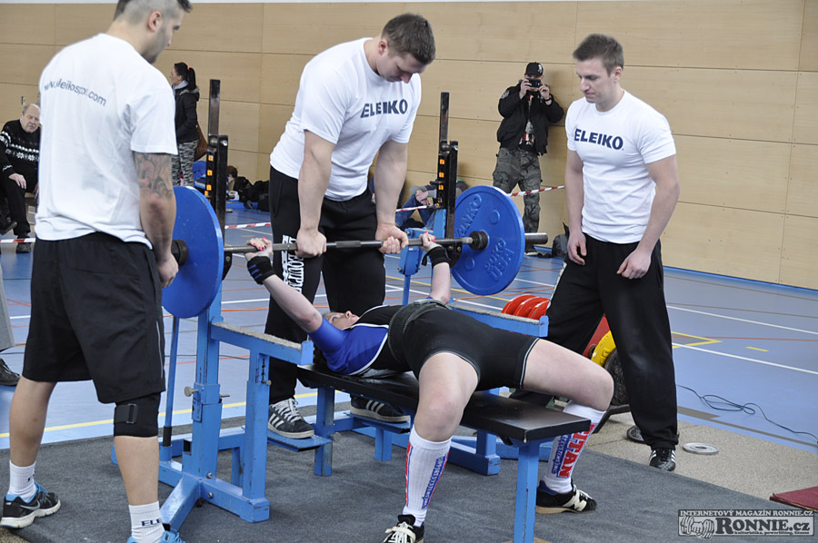 Mistrovstv� �R v bench-pressu mu�� a �en 2015