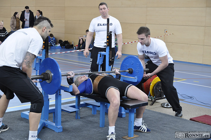 Mistrovstv� �R v bench-pressu mu�� a �en 2015