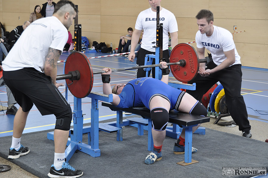 Mistrovstv� �R v bench-pressu mu�� a �en 2015