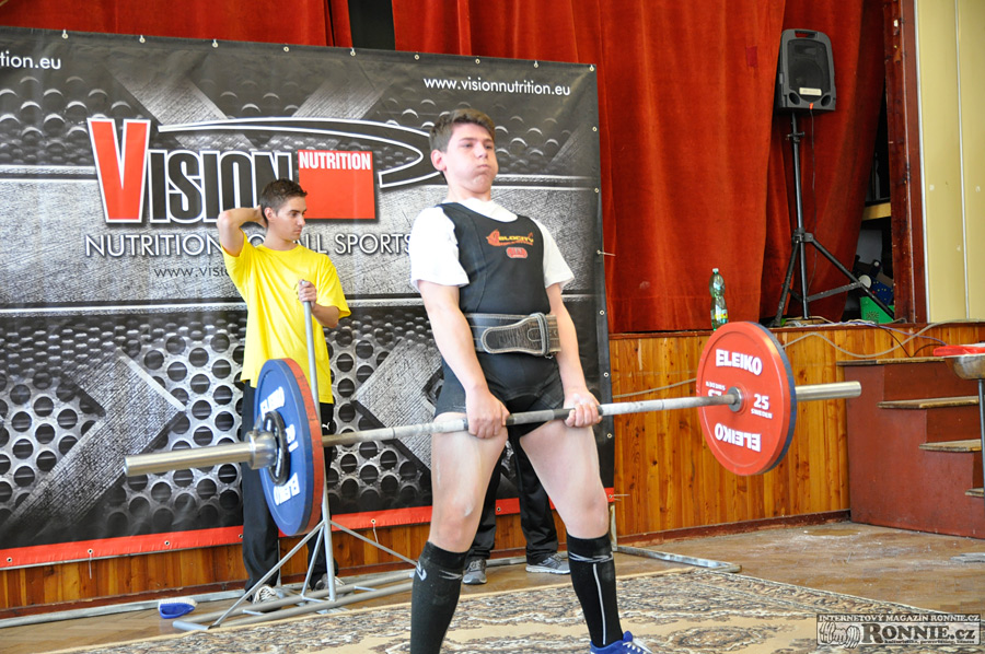 Poh�r starosty m�sta Zb��ova v silov�m trojboji dorostenc� a junior� 2015