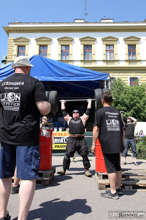 �Strongman P�elou� 2015 - Josef Maza�
