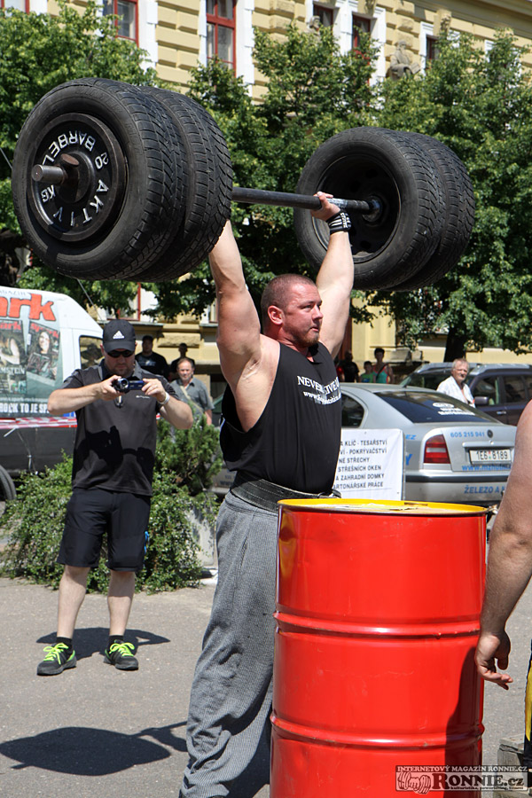 Strongman P�elou� 2015 - Pavel Zadra�il�